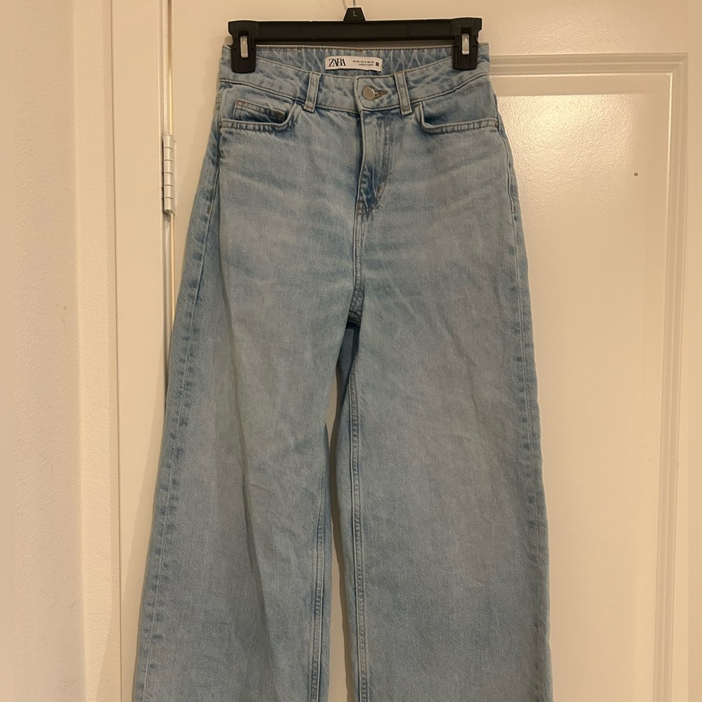 Zara Light Wash Wide Leg Jeans